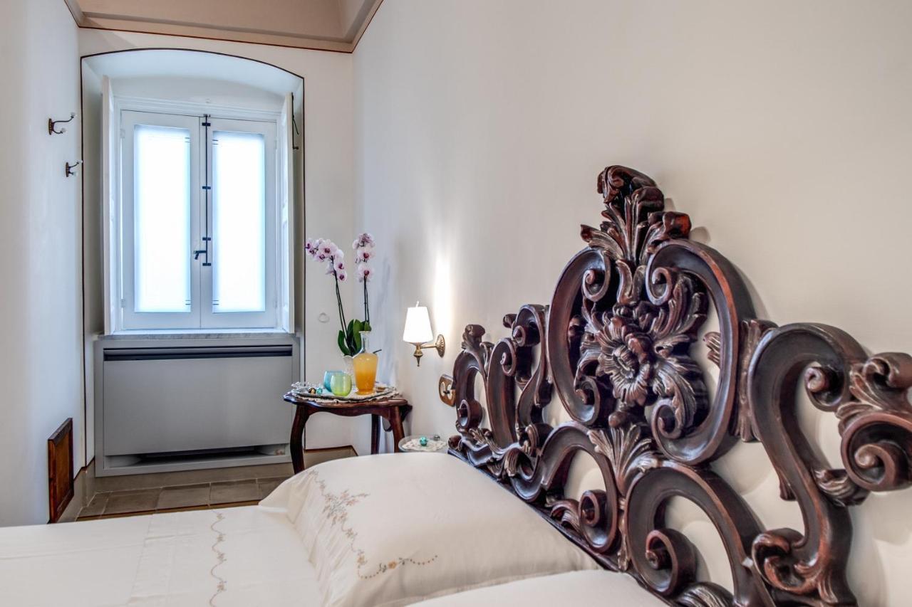Bed and Breakfast Palazzo Stunis - Dimora Di Charme Остуні Екстер'єр фото