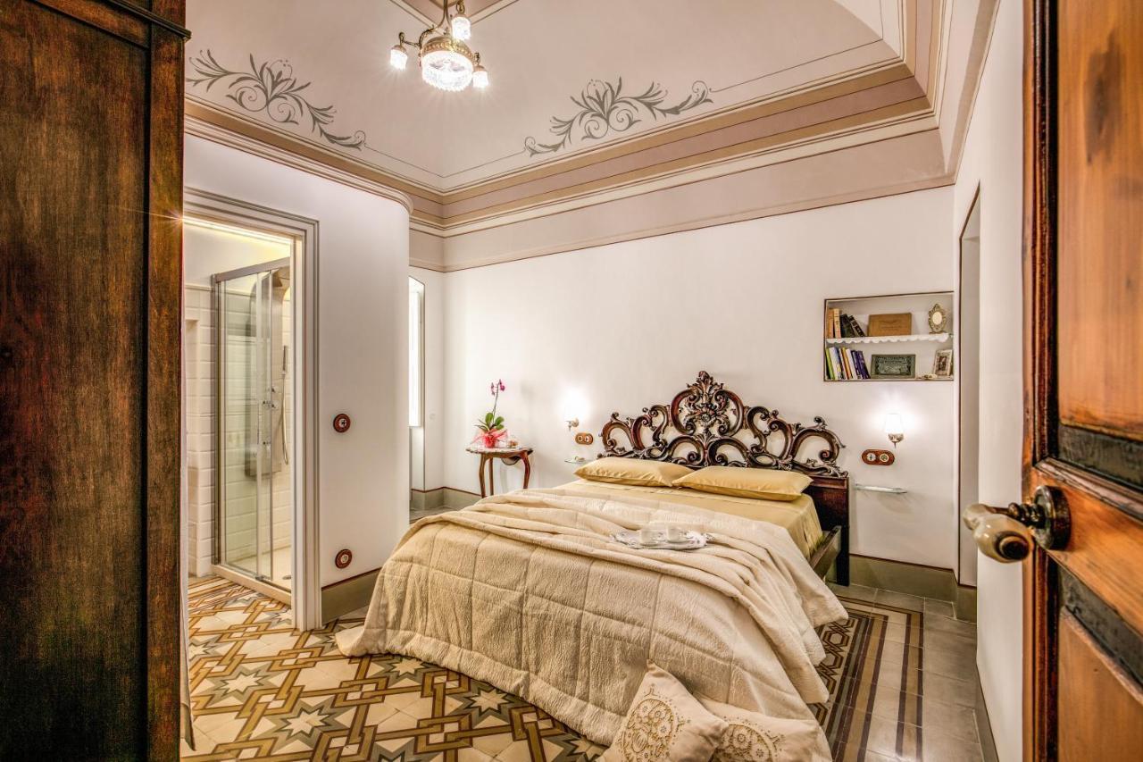 Bed and Breakfast Palazzo Stunis - Dimora Di Charme Остуні Екстер'єр фото