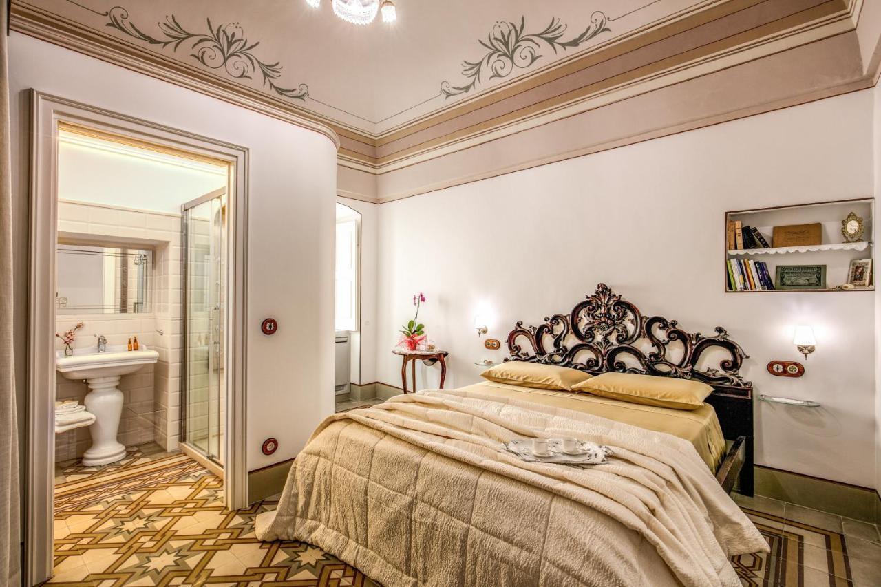 Bed and Breakfast Palazzo Stunis - Dimora Di Charme Остуні Екстер'єр фото