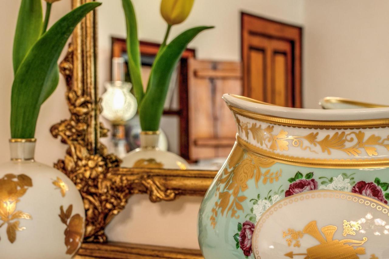 Bed and Breakfast Palazzo Stunis - Dimora Di Charme Остуні Екстер'єр фото